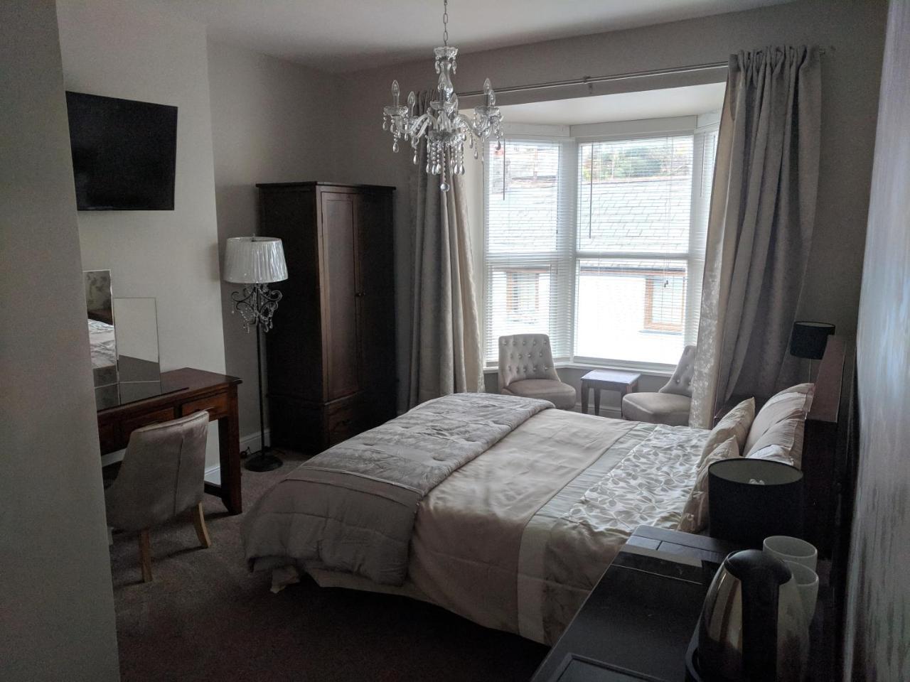 Lion House Bed & Breakfast With Restaurant Combe Martin Exterior foto